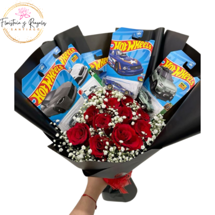 RAMO 10 ROSAS Y 4 AUTO HOT WHEELS